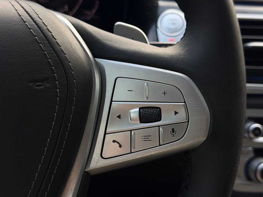 Used 2020 White BMW 740i image 37
