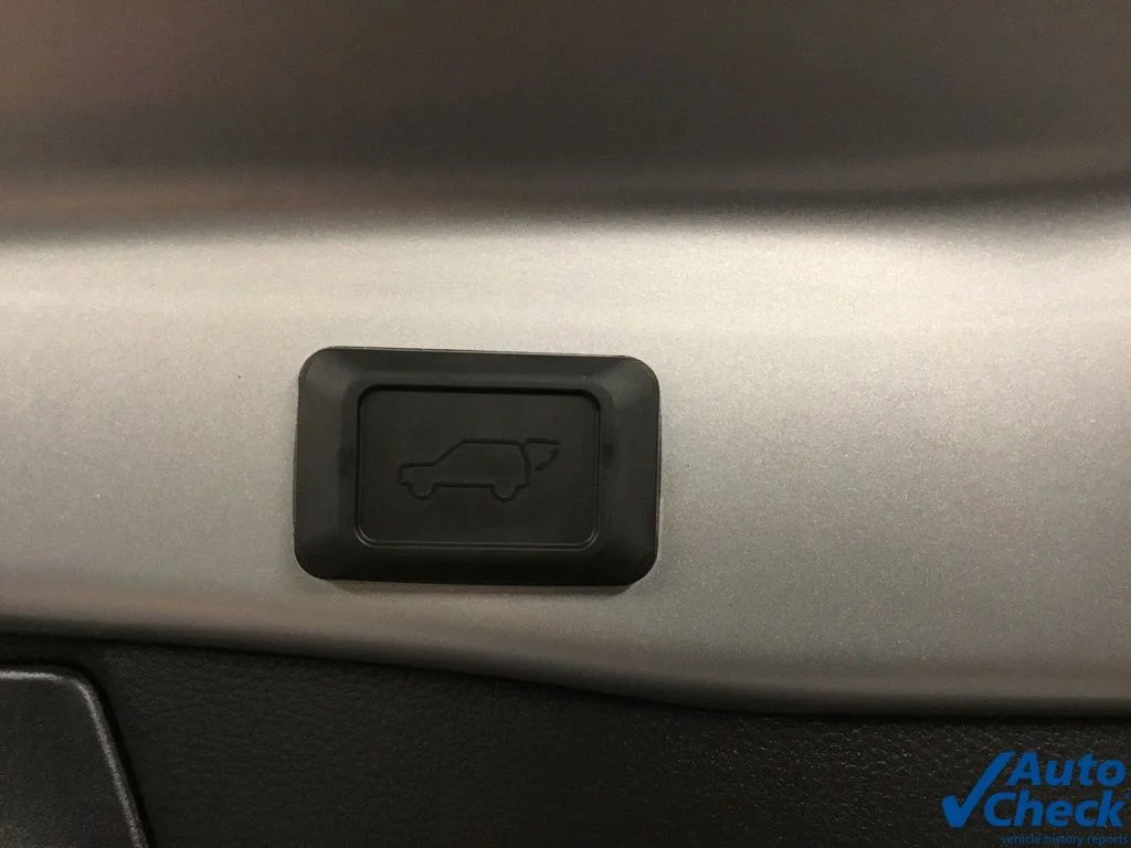 Used 2019 Silver Toyota XSE image 13