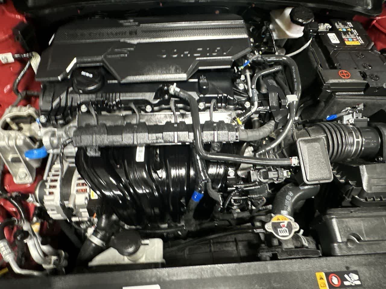 2025 Hyundai Elantra SE - Photo 12