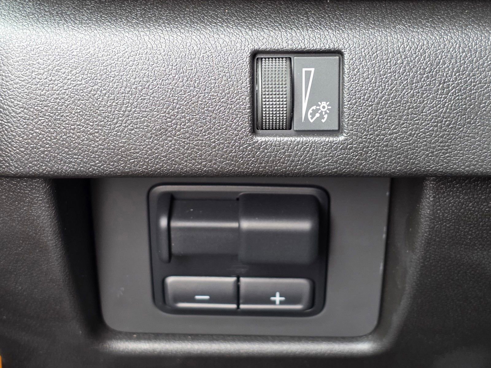 2025 Chevrolet Colorado Z71 - Photo 34