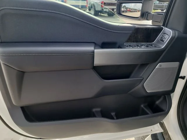 New 2026 White Metallic Ford Lariat image 17