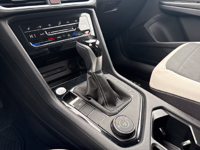 2026 Volkswagen Taos SE - Photo 27