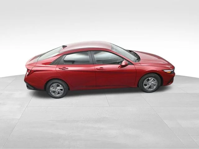Used 2026 Red Hyundai SE image 29