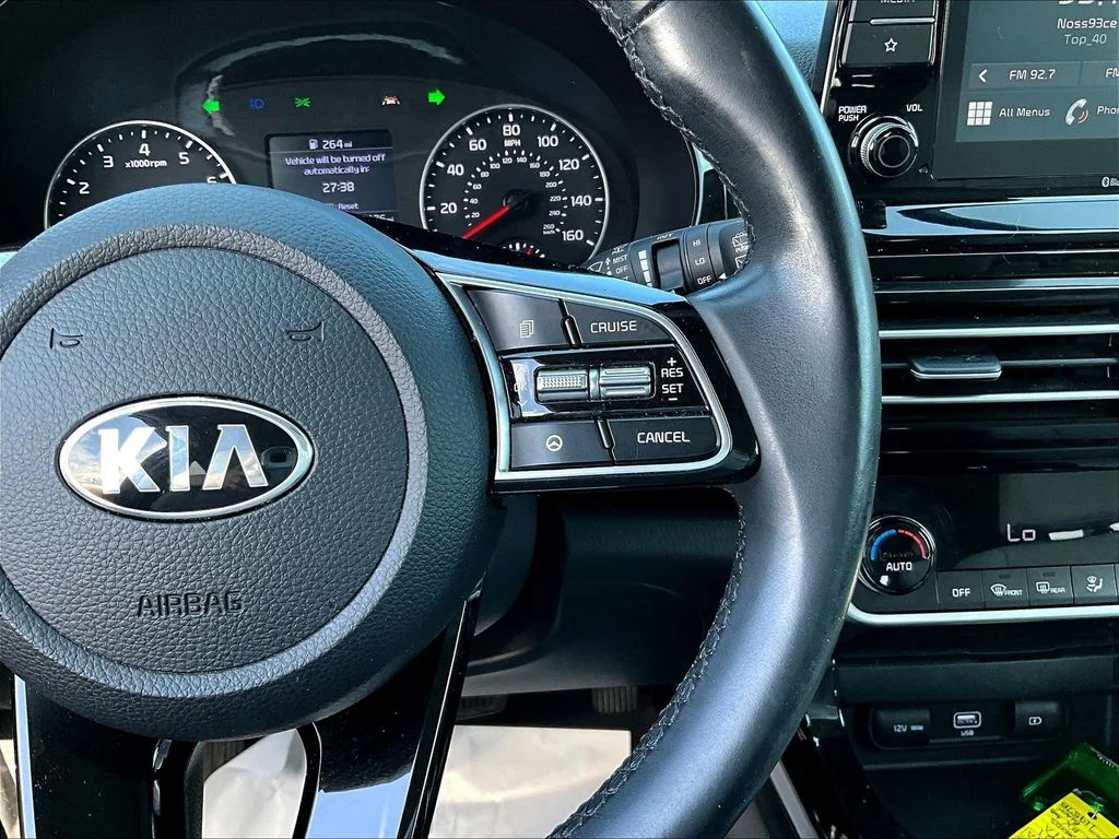 Used 2021 Black Kia EX image 12