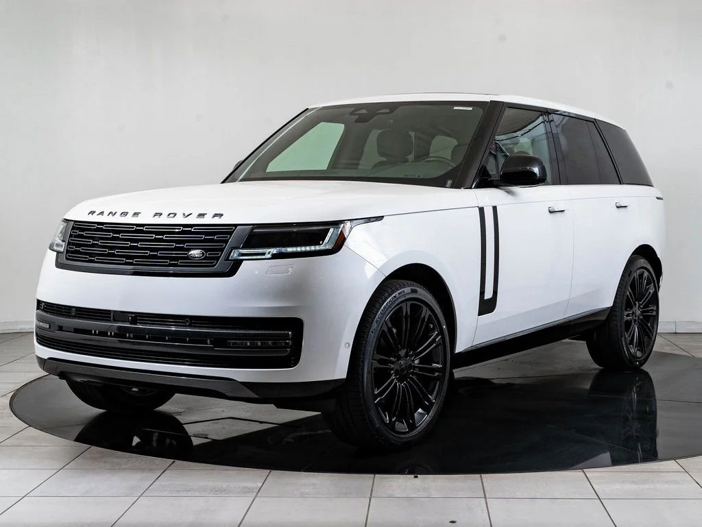 2026 Land Rover Range Rover 3.0 SE SWB's photo