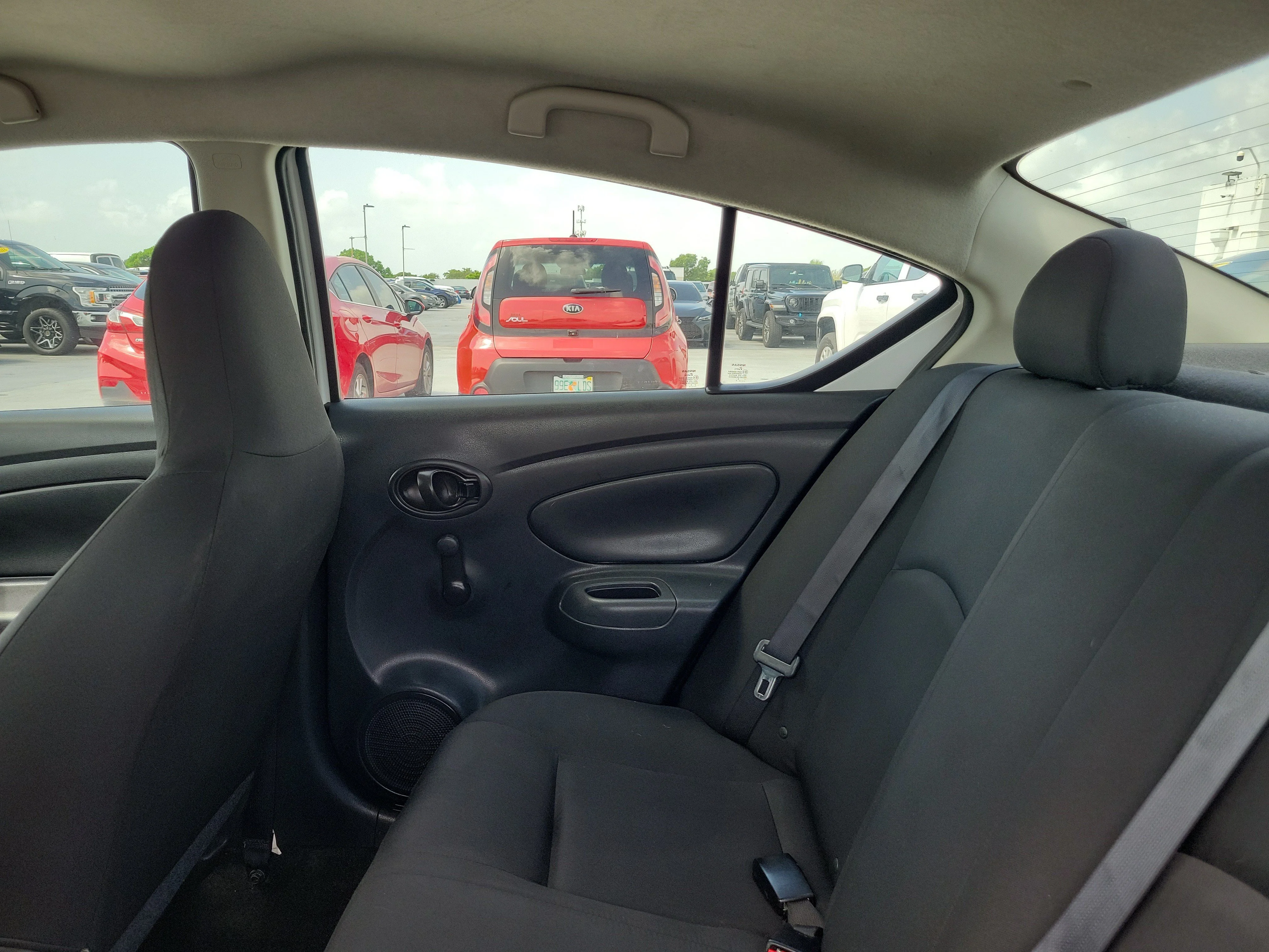 Used 2017 Fresh Powder Nissan 1.6 S Plus image 12