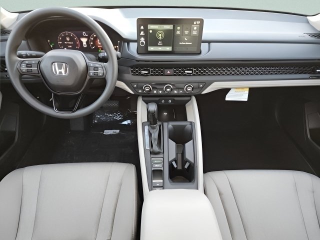 New 2026 Meteorite Gray Metallic Honda SE image 23