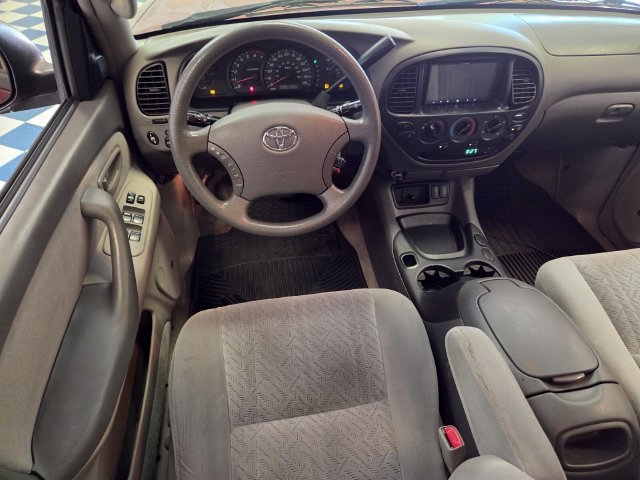 Used 2006  Toyota Limited image 15