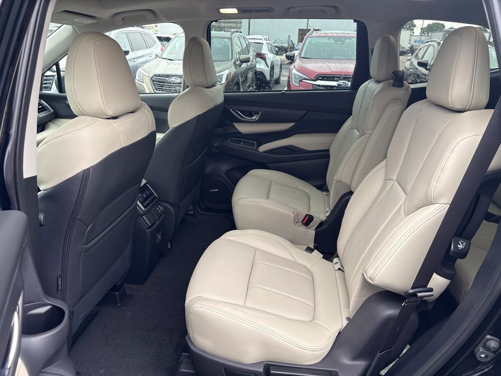 New 2027 CRYSTAL BLACK SILICA Subaru Limited 7-Passenger image 12