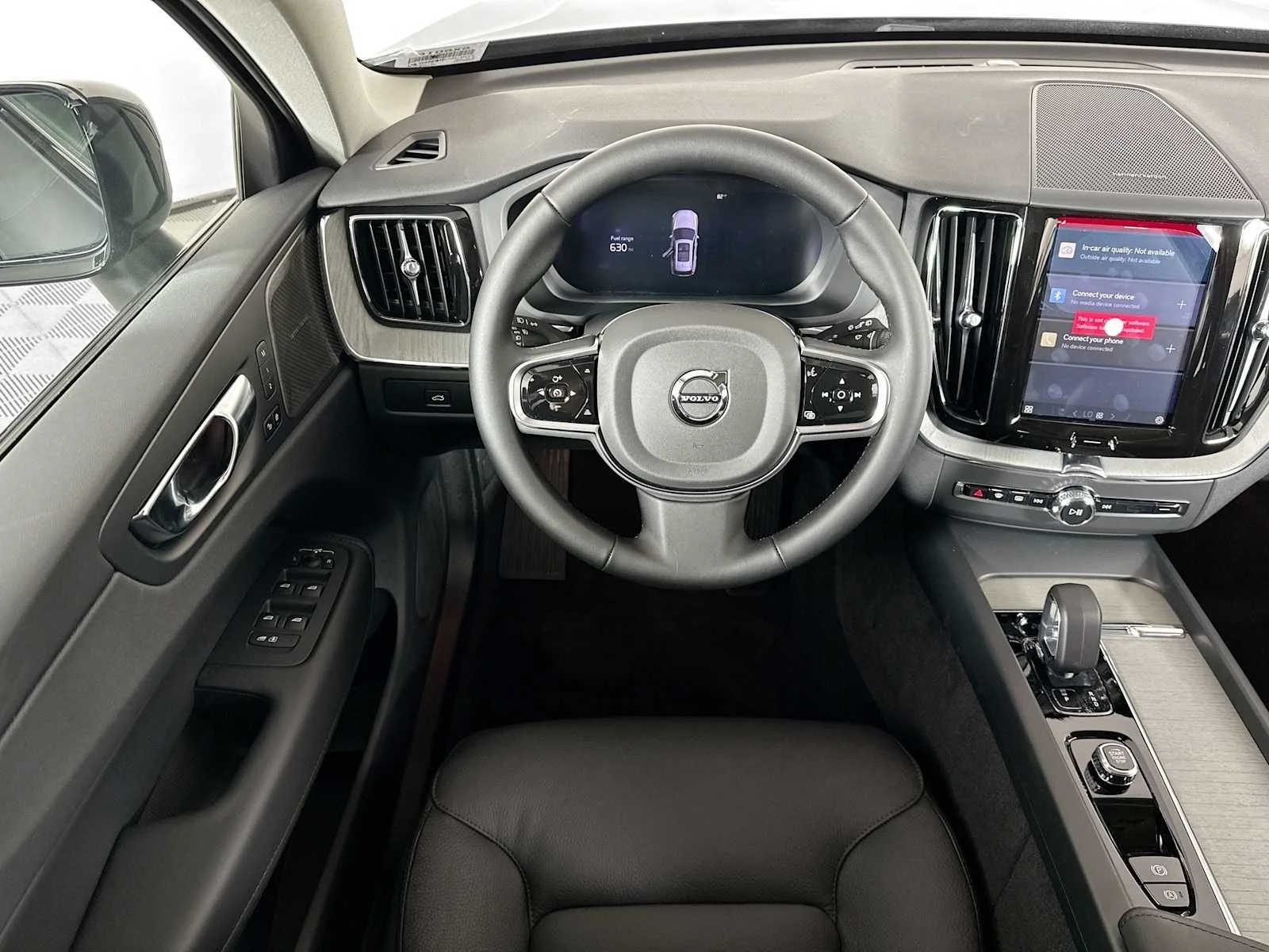 Certified Used 2025 Platinum Grey Volvo Plus image 18