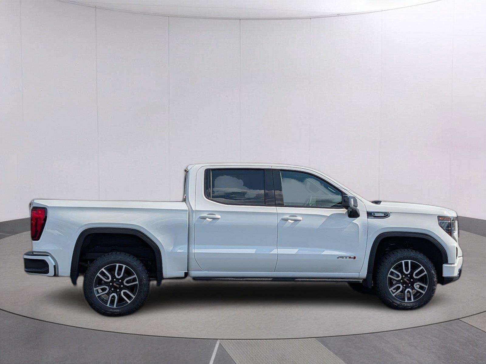 New 2026 Summit White GMC AT4 image 7