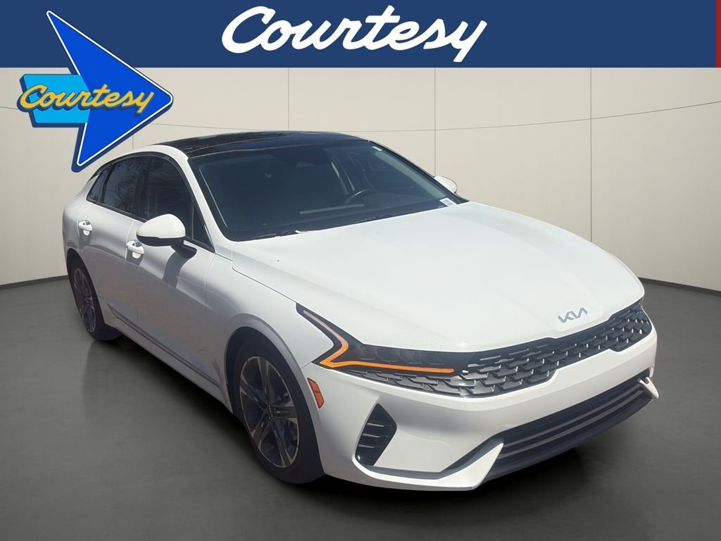 Used 2024 White Kia EX image 1