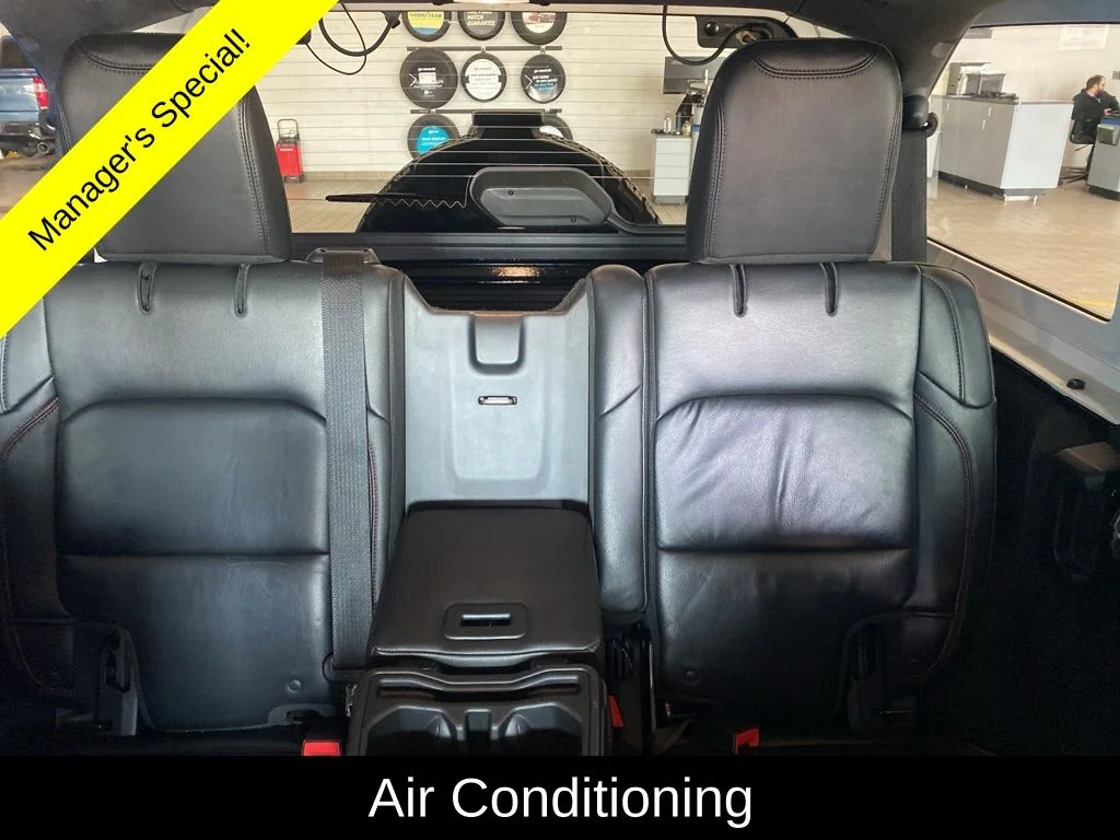 Used 2018 Black Jeep Unlimited Rubicon image 14