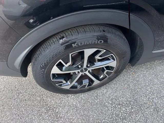 Used 2024 Black Kia EX image 3