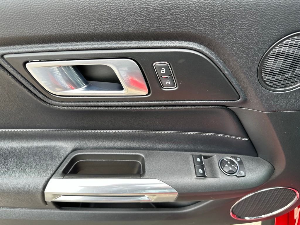 Used 2020 Red Ford GT Premium image 10