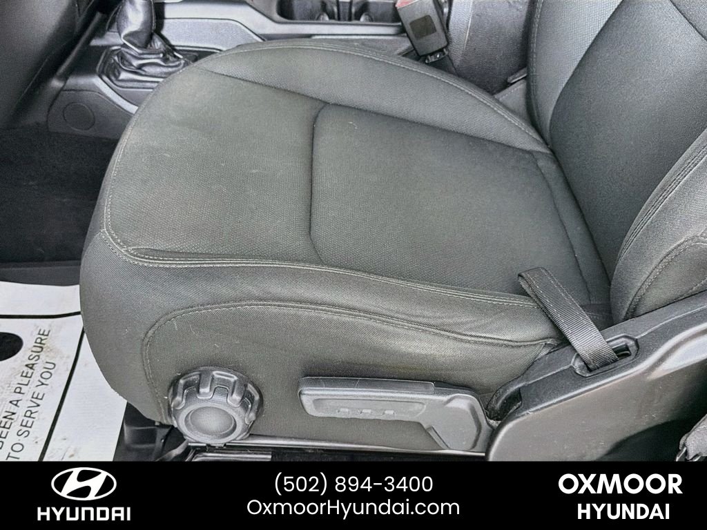 Used 2018 Granite Crystal Metallic Clearcoat Jeep Sport image 18