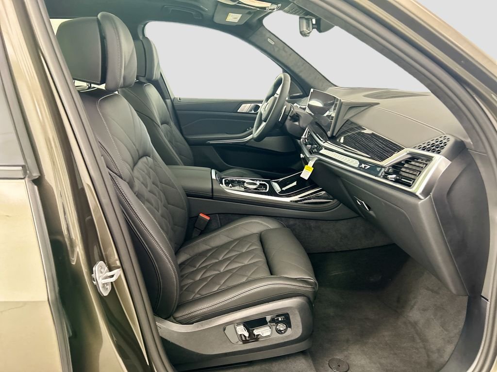 New 2027 Green Metallic BMW xDrive40i image 19