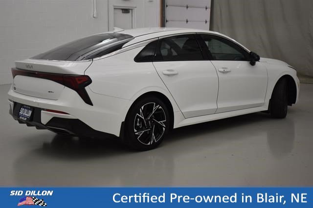 Used 2025 Snow White Pearl Kia GT-Line image 12