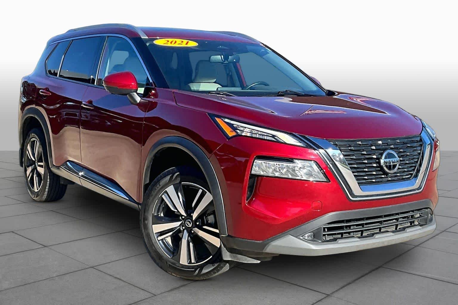 Used 2021 Scarlet Ember Tintcoat Nissan SL image 3