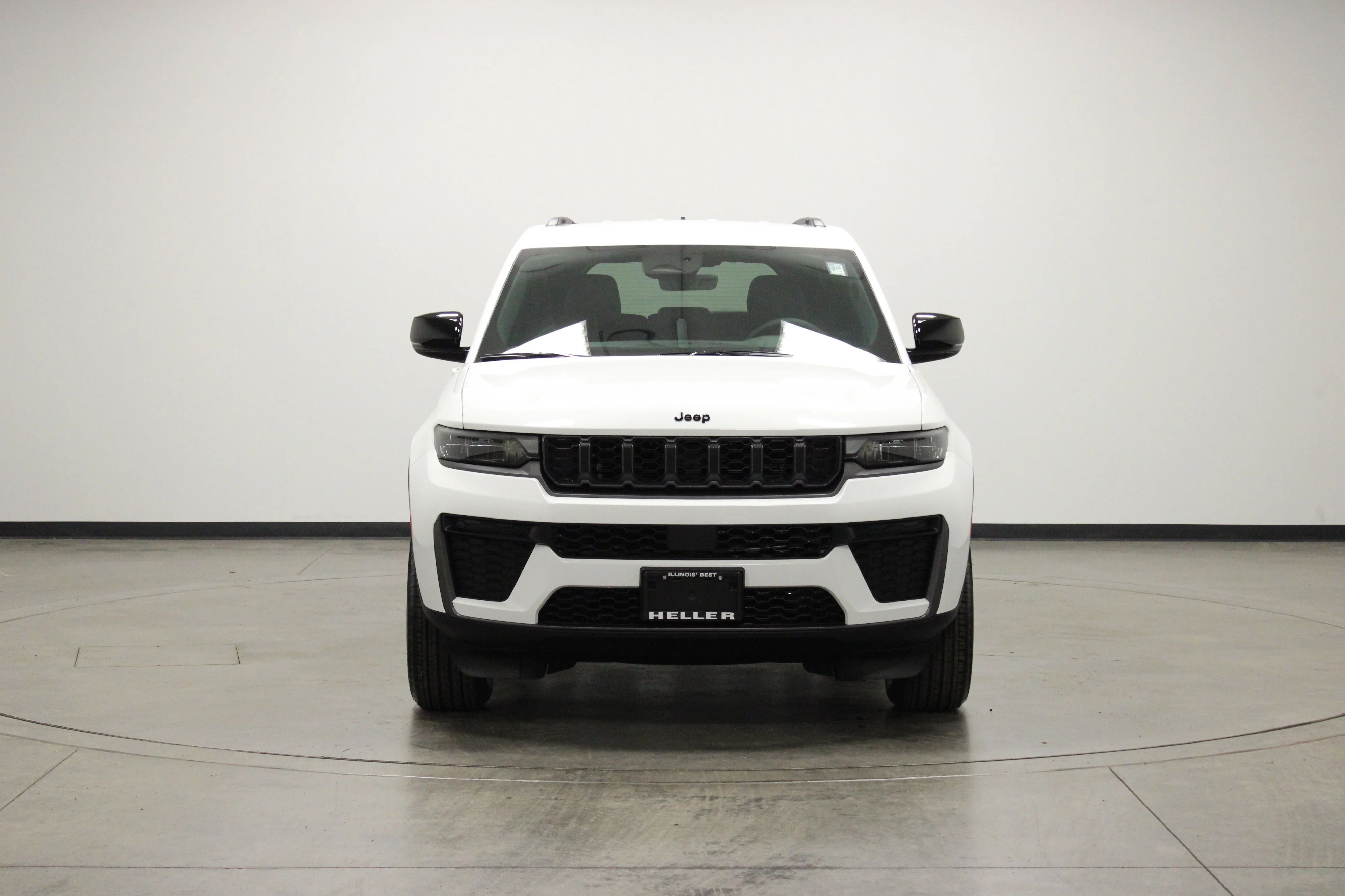 New 2026 Bright White Clearcoat Jeep Laredo Altitude image 3