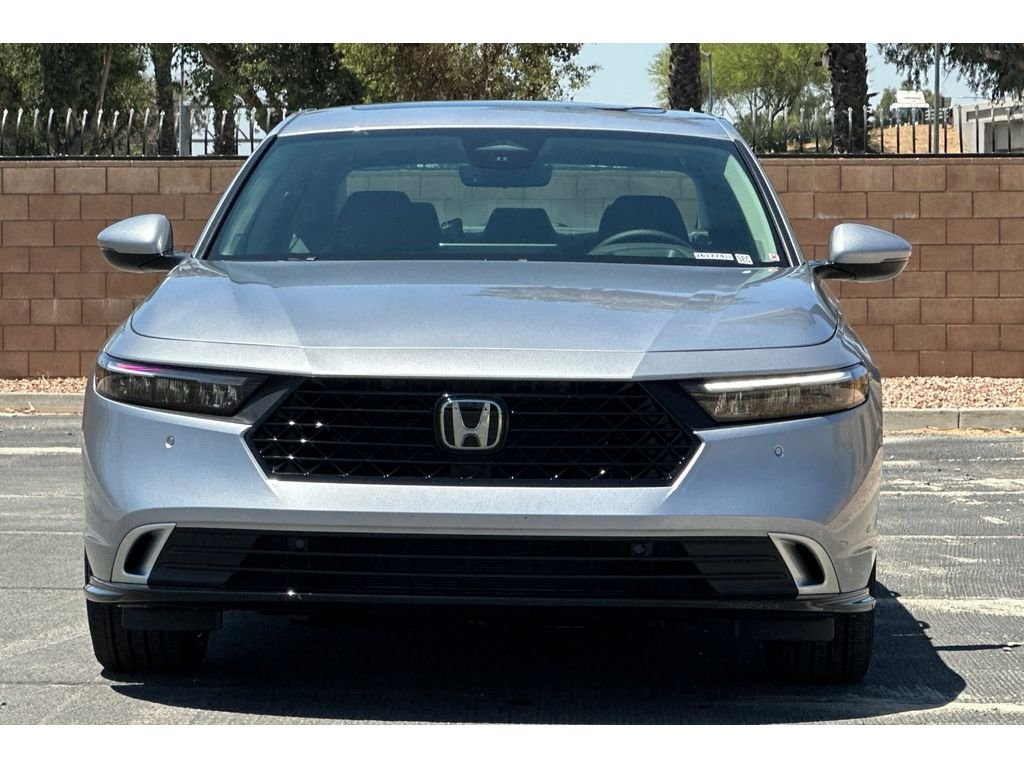 New 2026 Solar Silver Metallic Honda Touring image 10