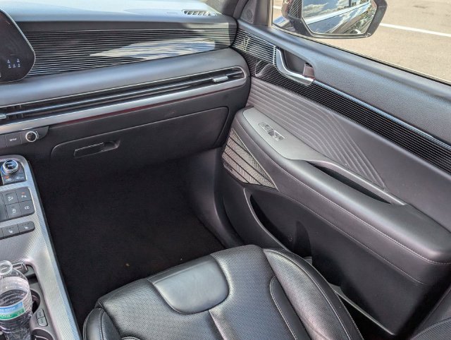 Used 2023 Black Hyundai Calligraphy image 29