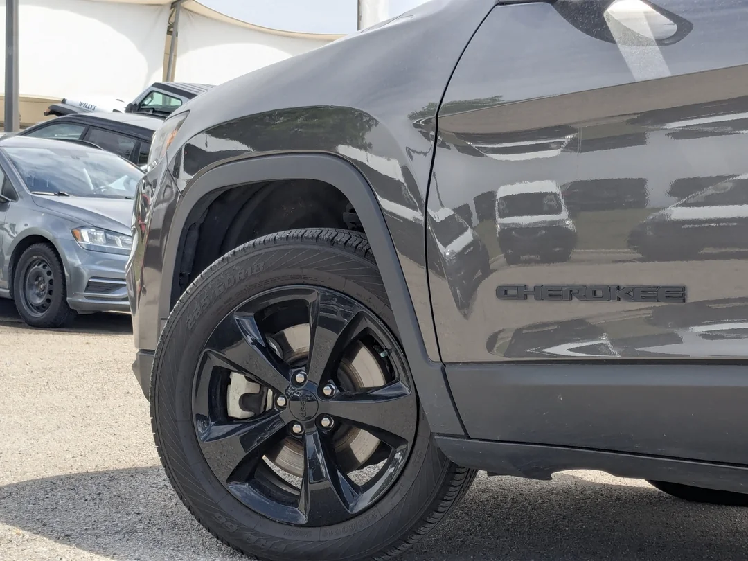 Certified Used 2023 Grey Jeep Altitude - - 4x4 - 8.4 Uconnect NAV - Premium Leather - Heated Seats & Wheel & More! image 9