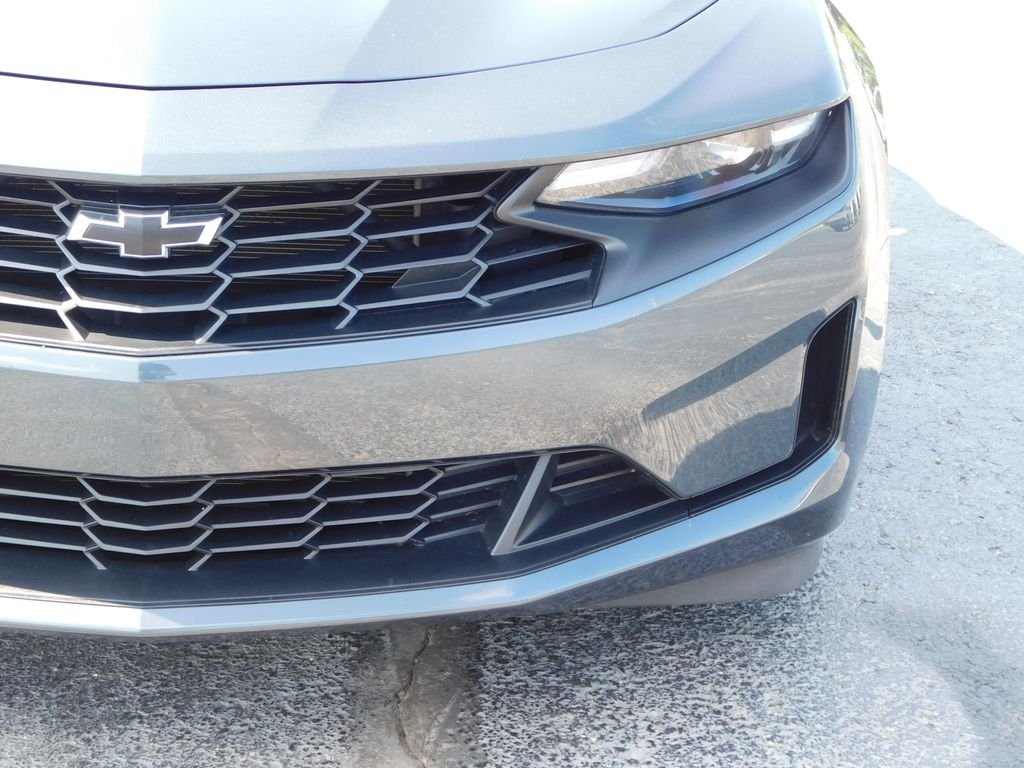 Used 2020 Shadow Gray Metallic Chevrolet LT1 image 9