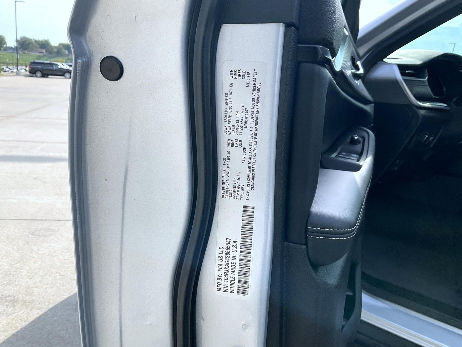Used 2025 Silver Jeep Altitude X image 27