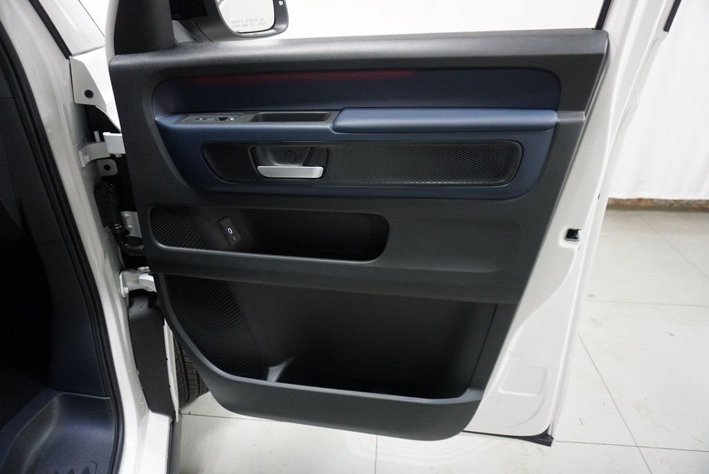 2025 Volkswagen ID. Buzz PRO S - Photo 37