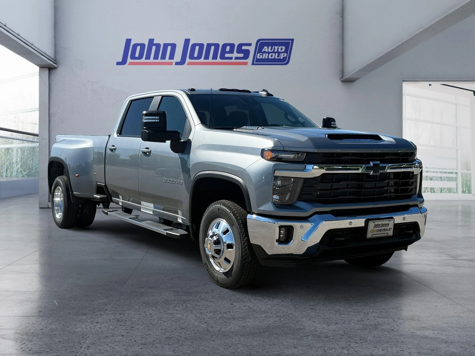 New 2026 Sterling Gray Metallic Chevrolet LT DRW image 7