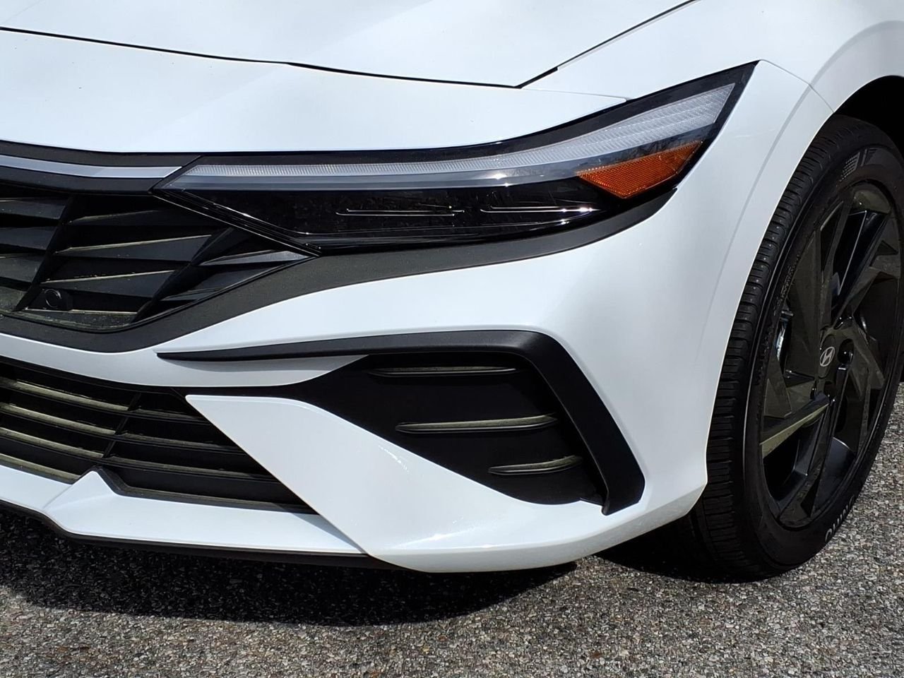 New 2026 Serenity White Hyundai SEL Sport image 10