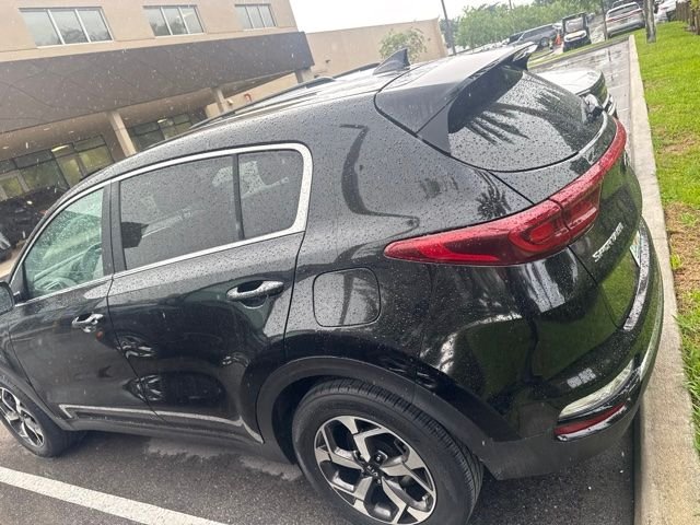 Used 2021 Black Kia LX image 9