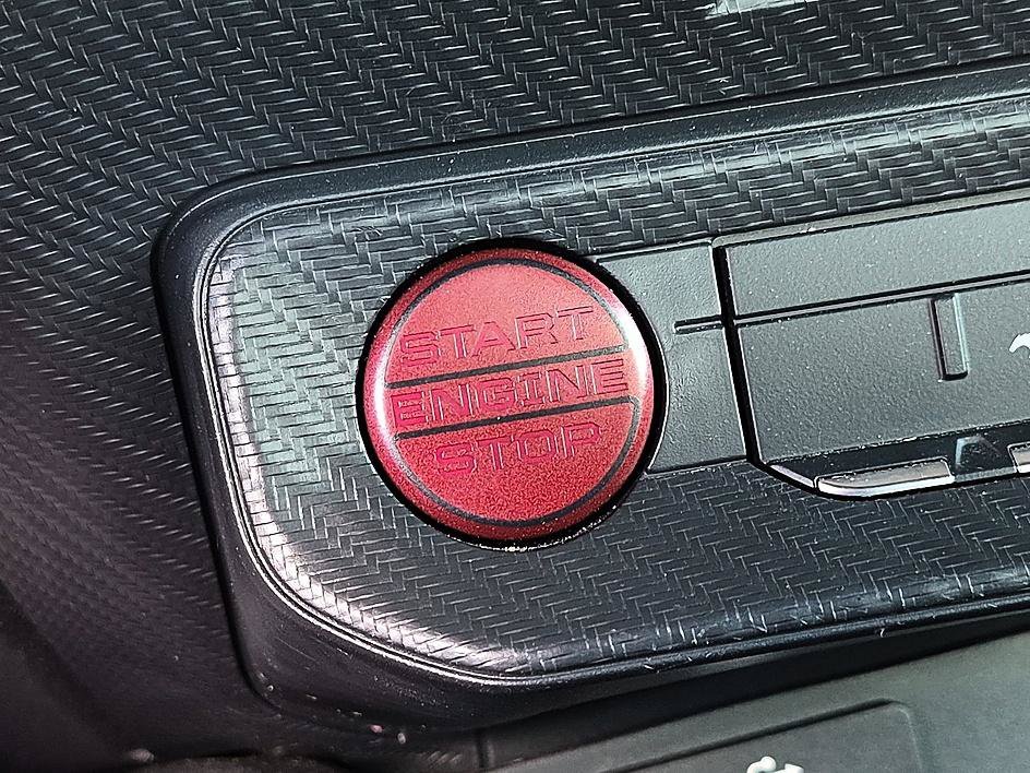 Used 2024 Silver Metallic Ford GT Premium image 26