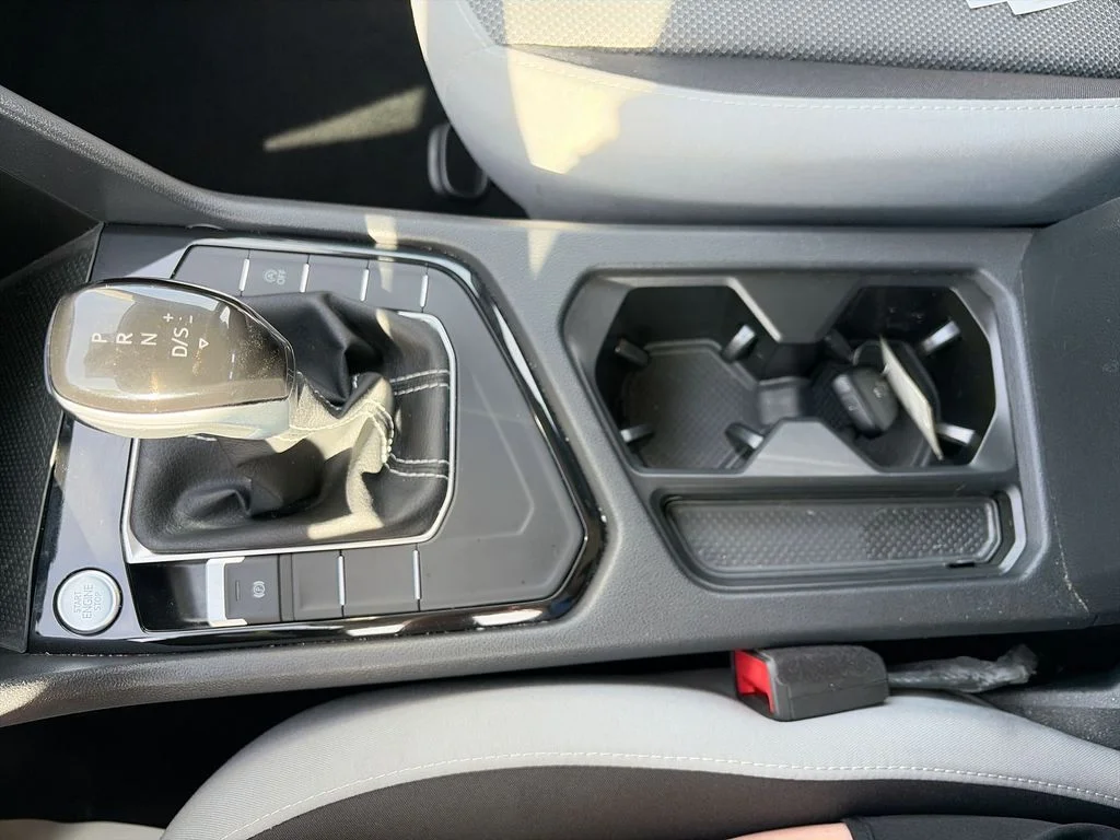 2024 Volkswagen Taos S - Photo 20