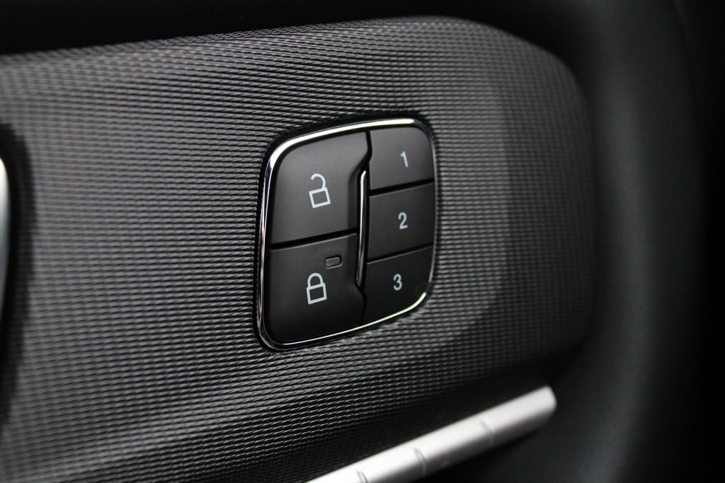 2026 Ford Explorer Tremor - Photo 4