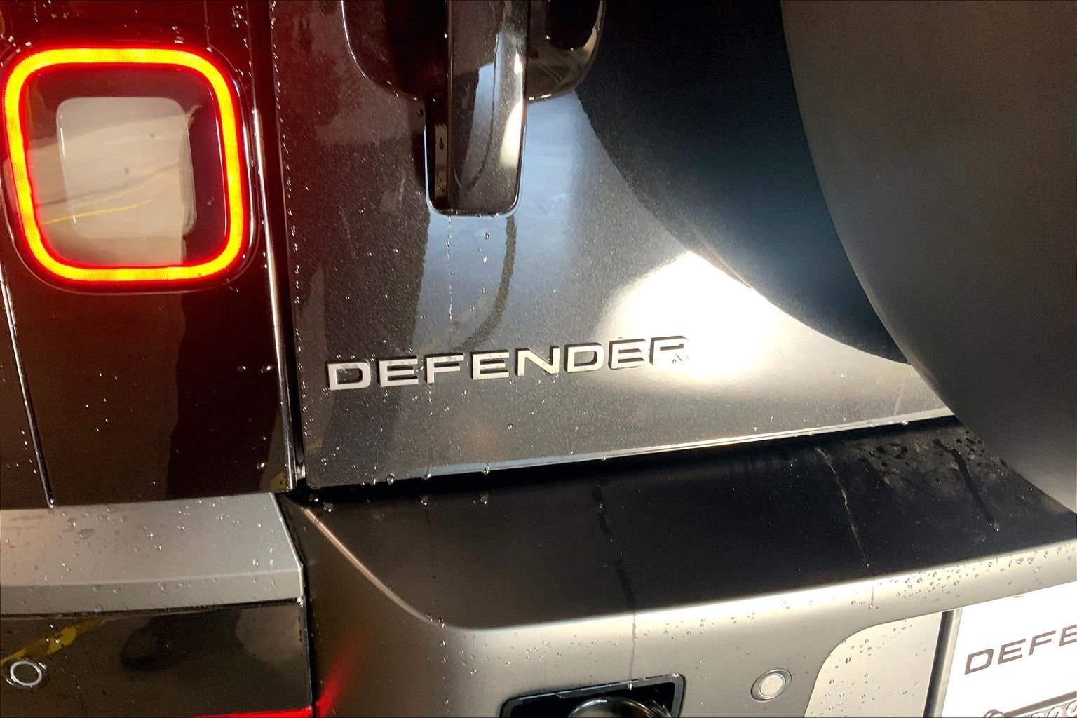 New 2026 Fuji White Land Rover S image 15