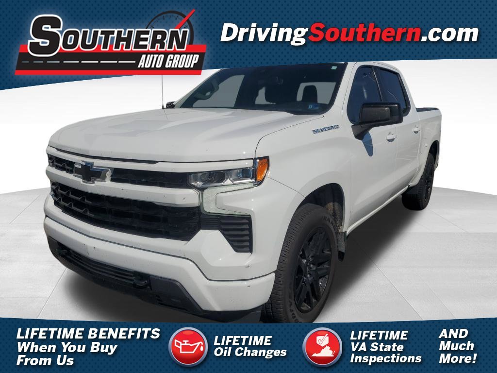 Used 2022 White Chevrolet RST image 1