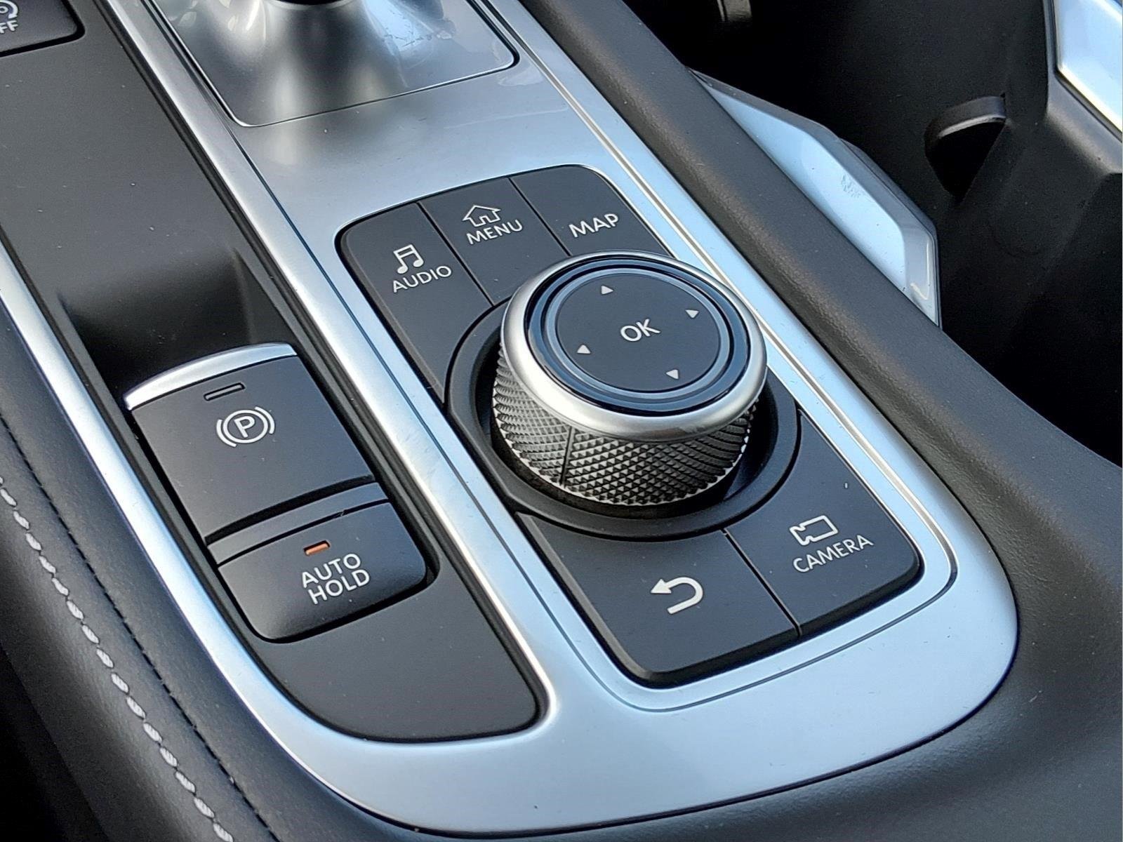 New 2027 GRAPHITE SHADOW INFINITI Luxe AWD image 27