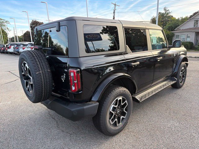 New 2026 Black Ford Outer Banks image 3