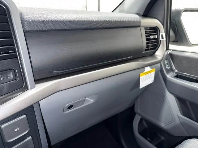 New 2026 Oxford White Ford XLT image 27
