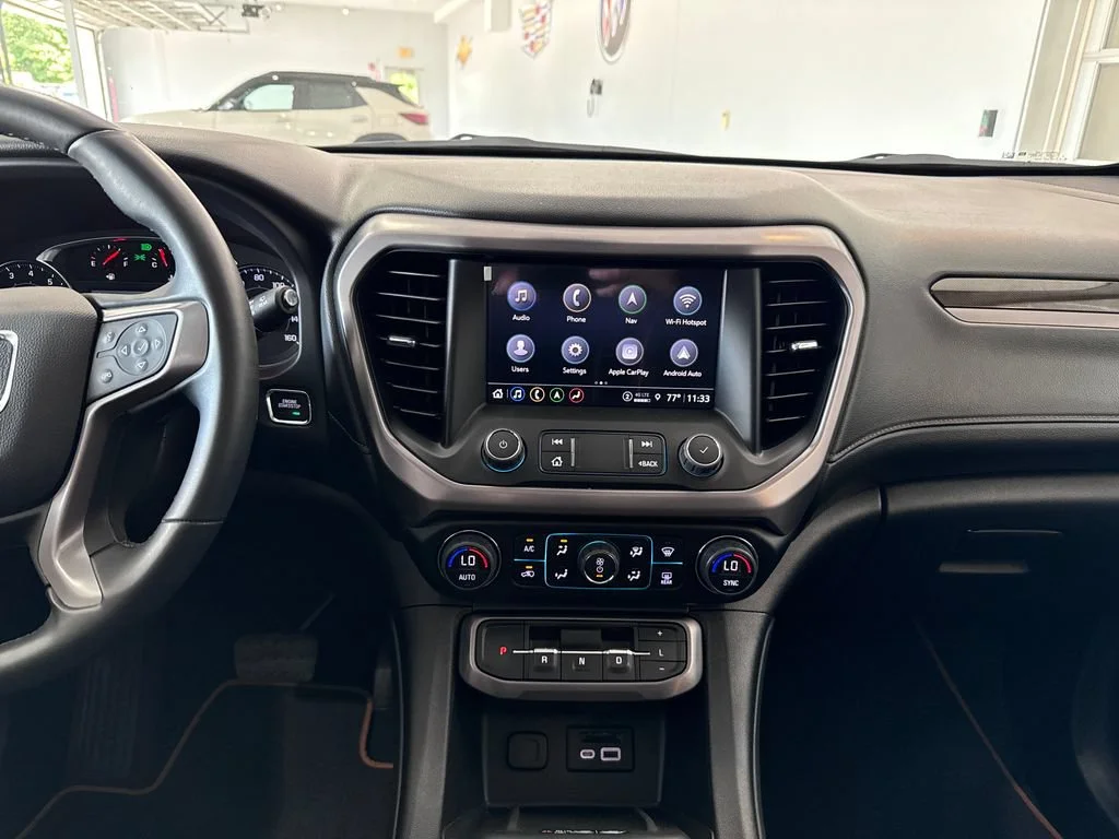 2023 GMC Acadia AT4 - Photo 18