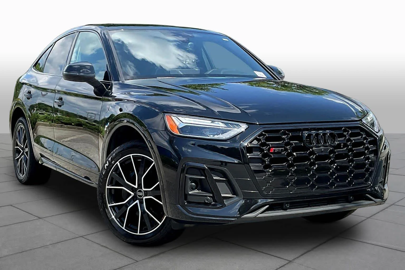 Pre-Owned 2023 Audi SQ5 Sportback Premium Plus