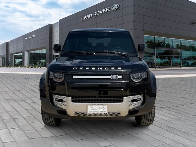Certified Used 2023 Black Land Rover SE image 8
