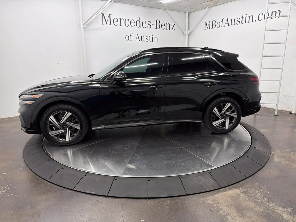 Used 2026 Black Genesis 3.5T Sport Advanced image 4