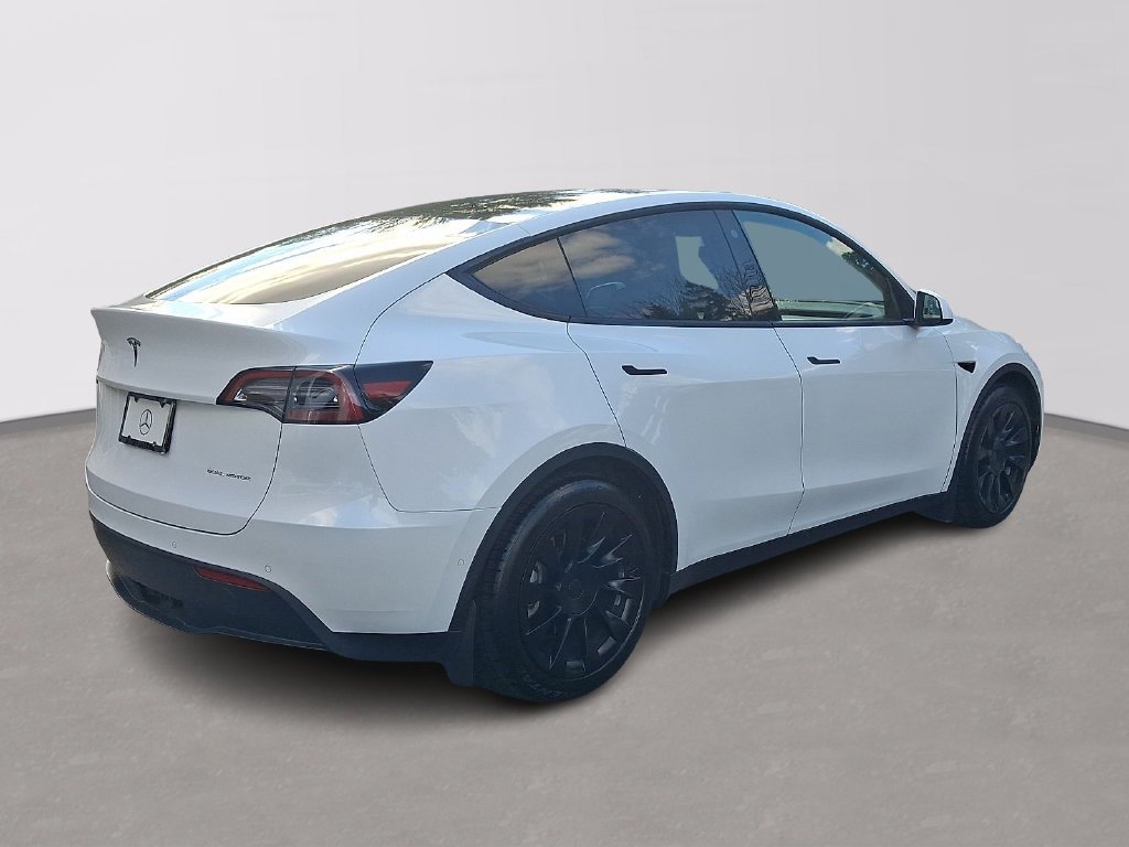 Used 2021 Pearl White Multi-Coat Tesla Long Range image 4