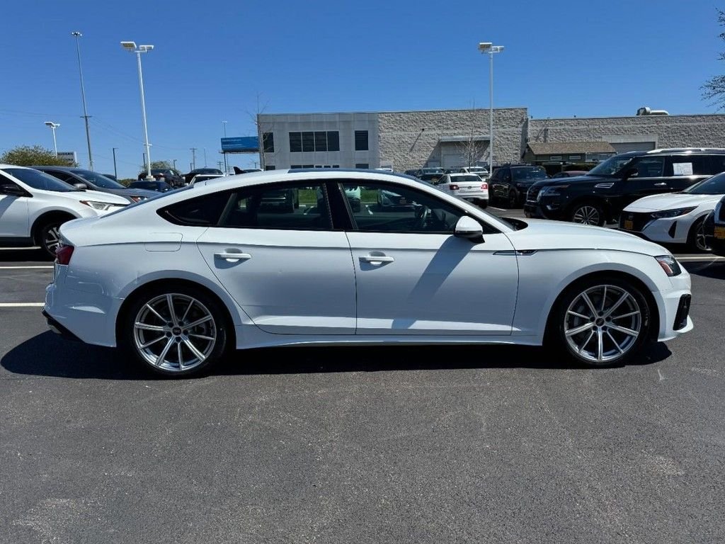 Used 2025  Audi 45 S line Premium image 2