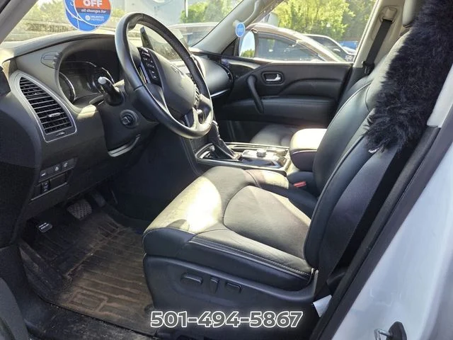 Used 2022 White INFINITI LUXE image 6