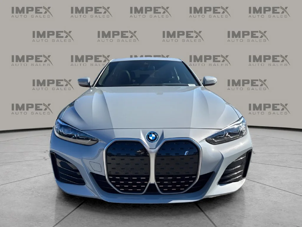 Used 2024 Gray BMW eDrive35 image 8
