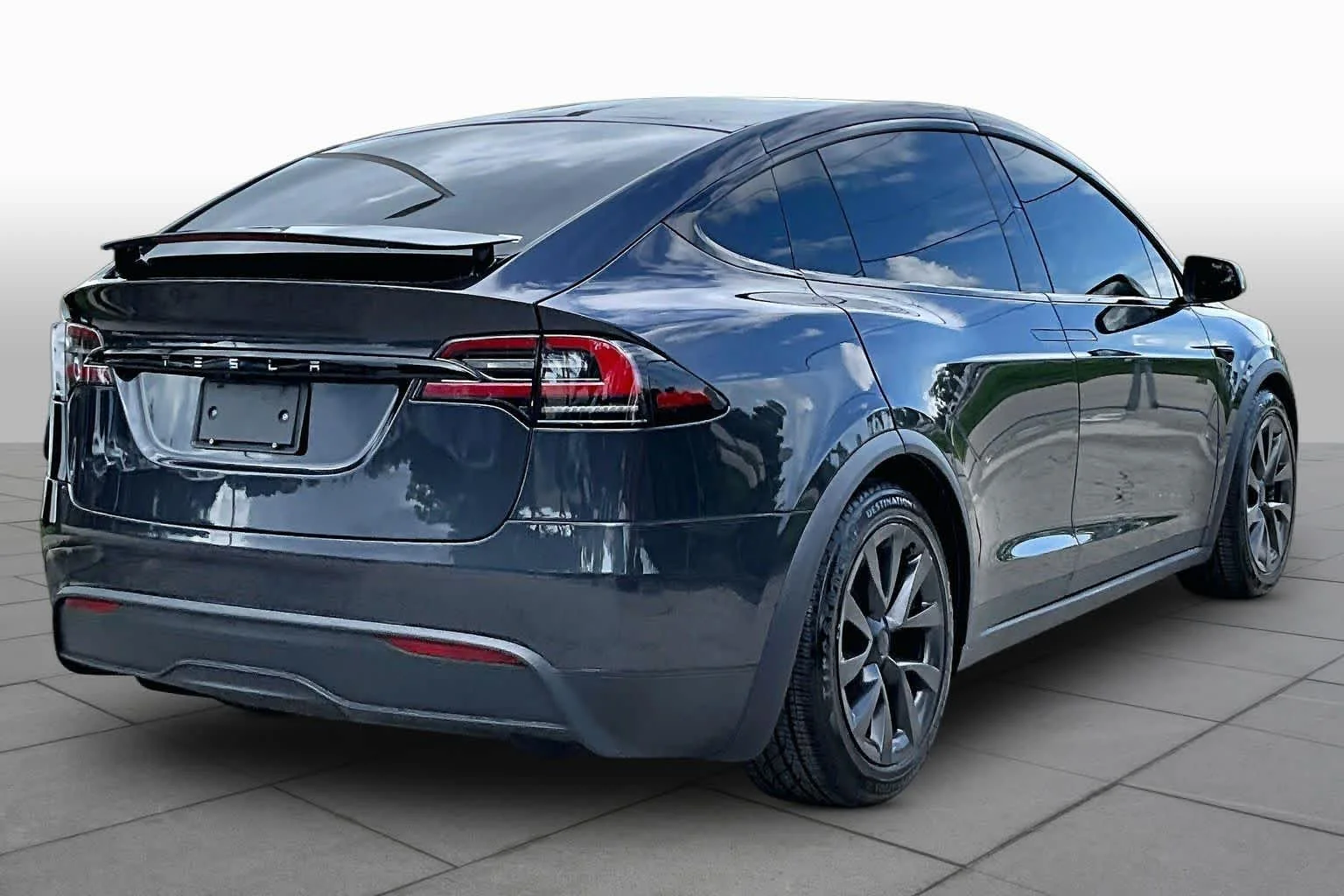 Used 2024 Stealth Grey Tesla  image 11